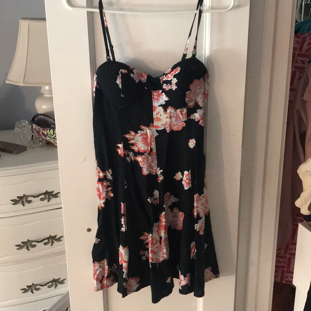 American eagle floral dress.